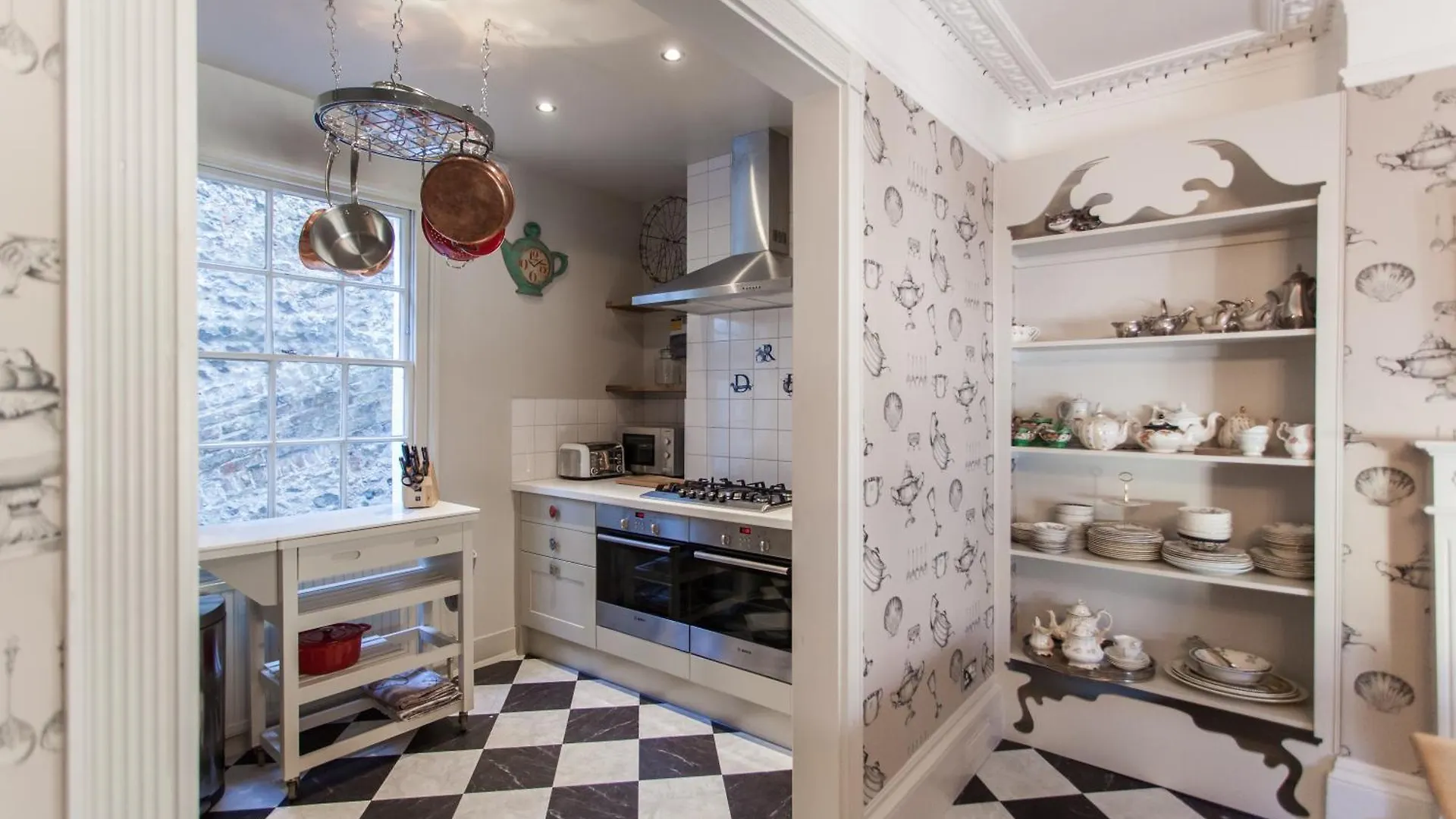 Wonderland House Villa Brighton Holiday home